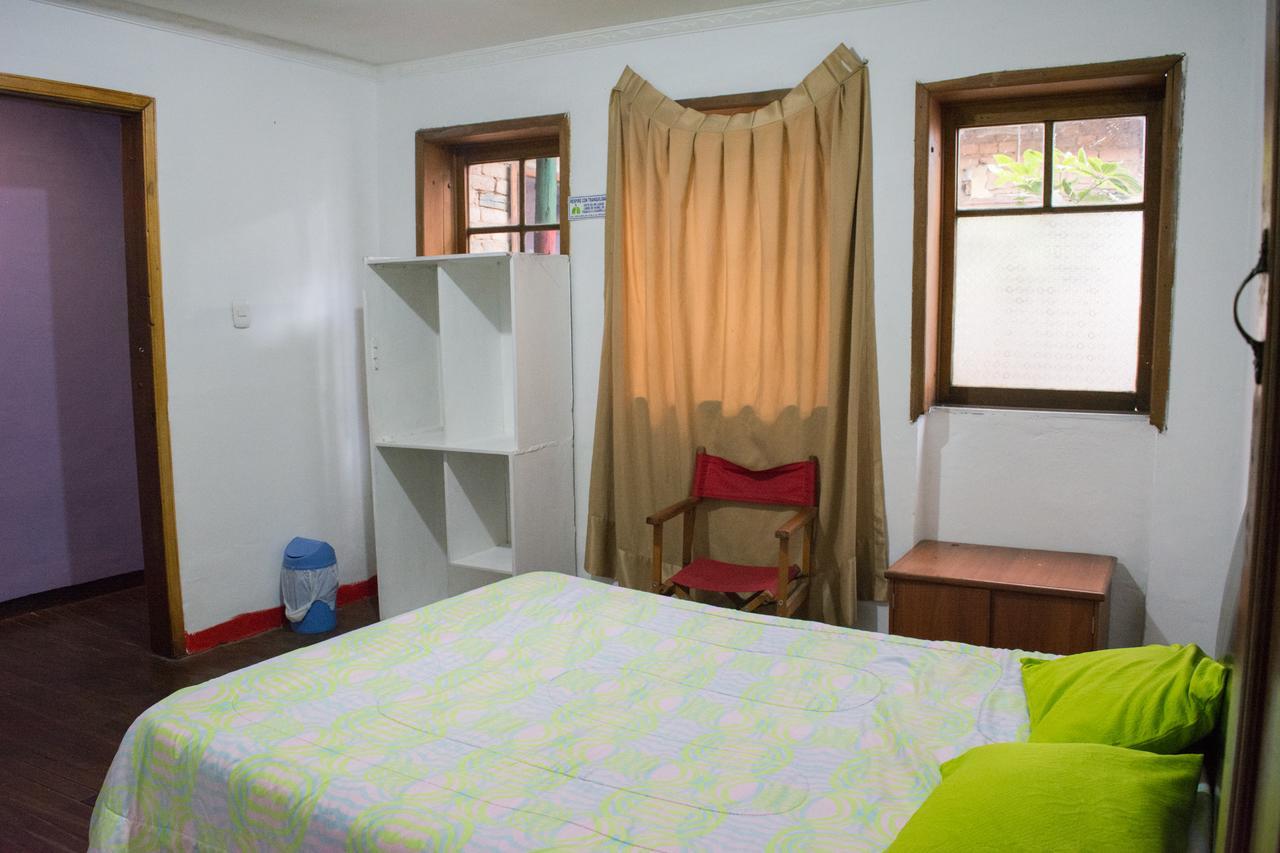 Hostal Casa Locombia Bogota Exterior photo