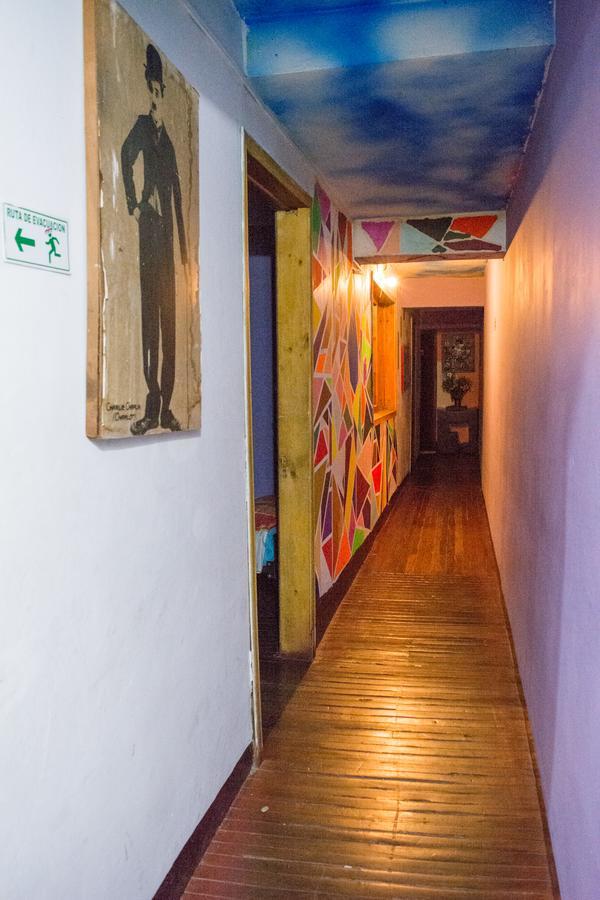 Hostal Casa Locombia Bogota Exterior photo